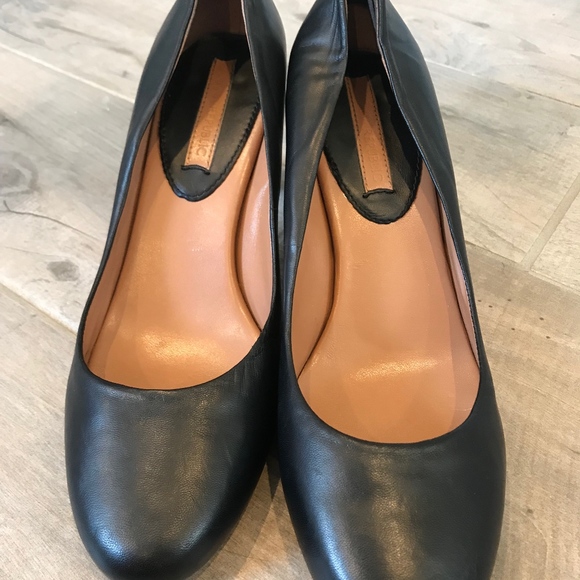 Banana Republic Black Pamee Leather Heels Size 9 - Picture 3 of 5